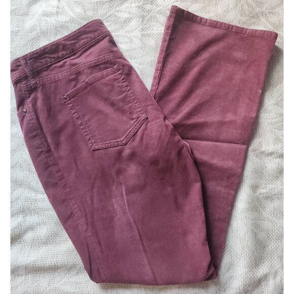 P3  Eddie Bauer Curvy Bootcut mauve corduroys - Picture 1 of 9
